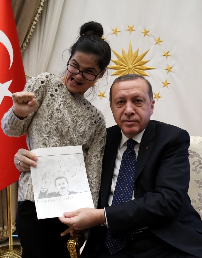 Erdoğan'ın portresini çizen Gülşah Külliye'de 5