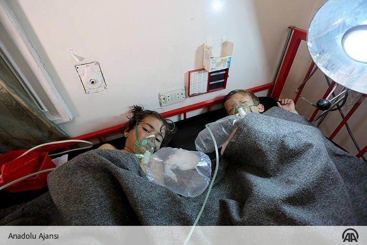 Esed İdlib'te kimyasal katliam yaptı 19