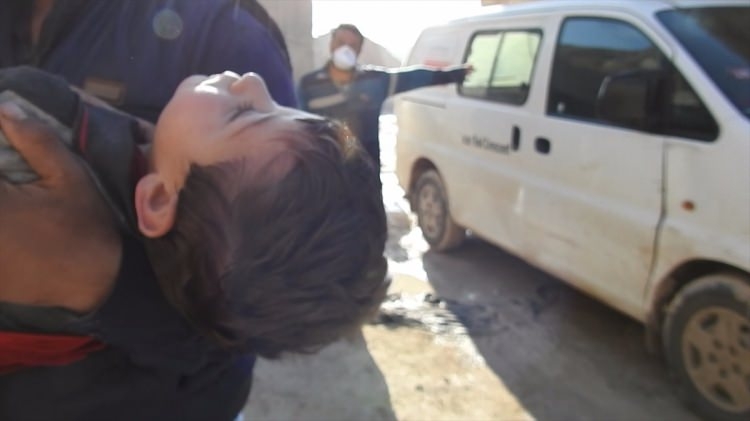 Esed İdlib'te kimyasal katliam yaptı 3