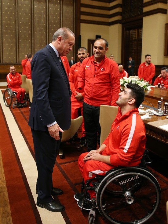 Cumhurbaşkanı Erdoğan'dan anlamlı kabul 19