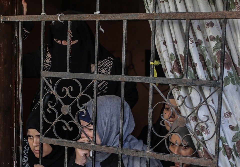 Çığlıklar yükseliyor! Gazze şehitlerini uğurluyor 10