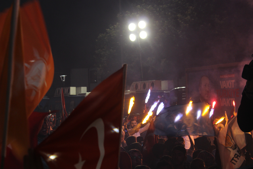Erdoğan'ın zaferi Konya Kılıçarslan Şehir Meydanı'nda kutlandı 27