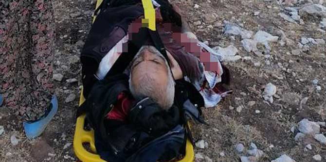 Kayalıklardan düşen ve ateş alan tüfeğiyle yaralanan çoban kurtarıldı