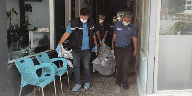 'Dayak Yedim' ihbarı yaptı, evinde annesinin cesedi bulundu