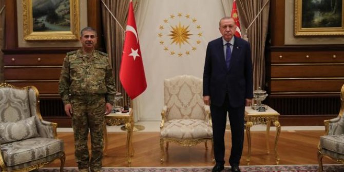 Cumhurbaşkanı Erdoğan, Azerbaycan Savunma Bakanı'nı kabul etti