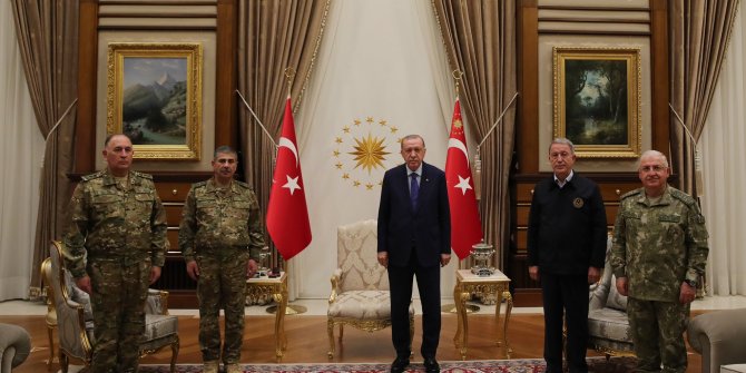 Cumhurbaşkanı Erdoğan, Azerbaycan Savunma Bakanı ve Genelkurmay Başkanı'nı kabul etti