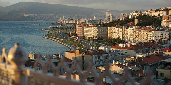 İzmir Yenitepe'de 267 konut satışa sunuldu