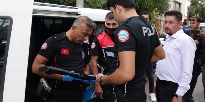 Eşiyle kavga edince 'kalabalık dağılsın diye' havaya ateş açmış