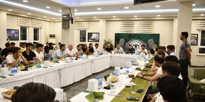 Konyaspor, moral yemeğinde buluştu