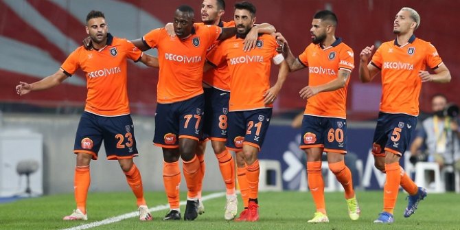 Başakşehir 3 puanı 2 golle aldı