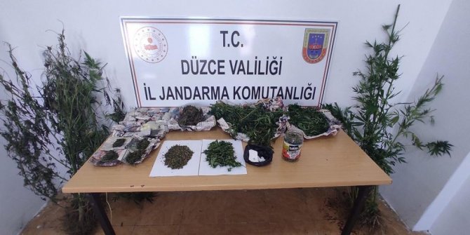 Bin 858 gram kubar esrar ele geçirildi