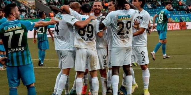 Altay, Rizespor'u deplasmanda devirdi!