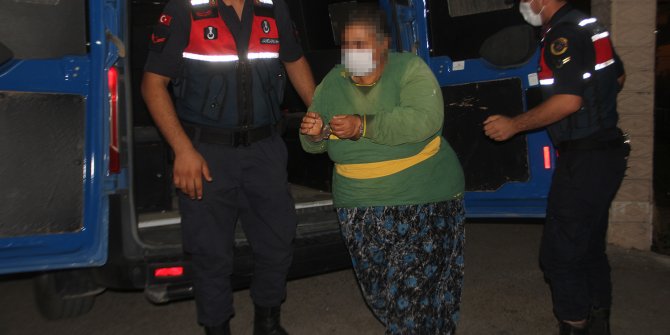 Babasını boğazını keserek öldürdü, ablasının evinde yakalandı