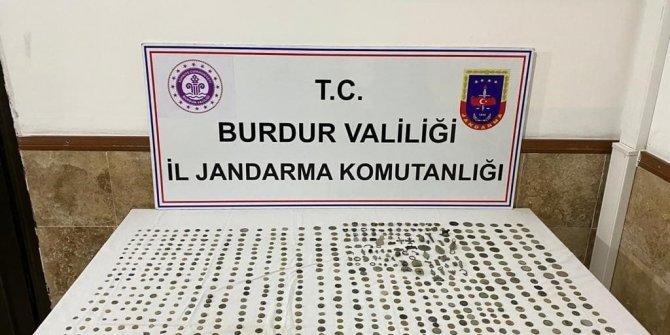 Roma Dönemi’ne ait 793 parça tarihi eser ele geçirildi