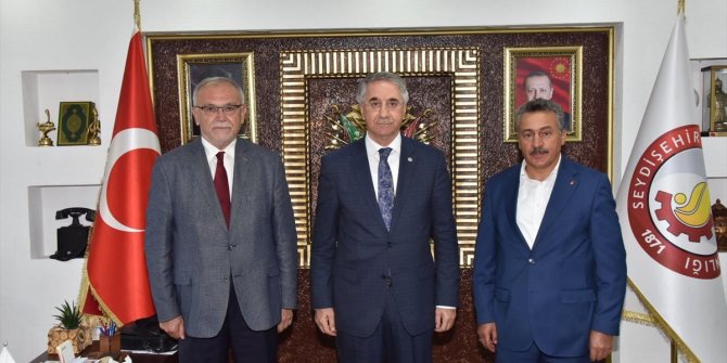 Mücahit Yanılmaz'dan Seydişehir Belediye Başkanı Tutal'a ziyaret