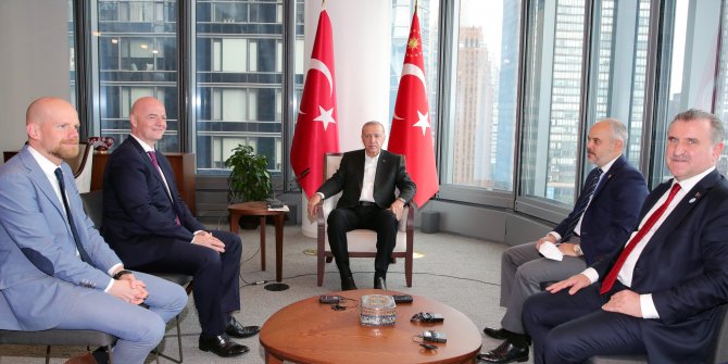 Cumhurbaşkanı Erdoğan, FIFA Başkanı’nı kabul etti