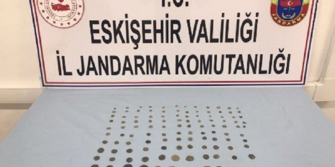 Tarihi eseri satmak isteyen 4 kişi yakalandı