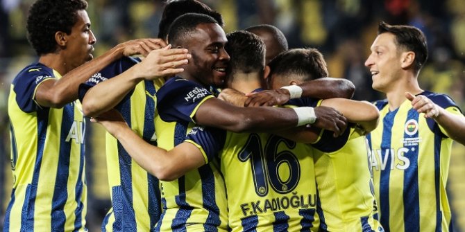 Fenerbahçe puanını 13’e çıkardı
