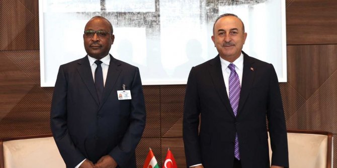 Dışişleri Bakanı Çavuşoğlu, Nijer Dışişleri Bakanı Massaoudou ile görüştü