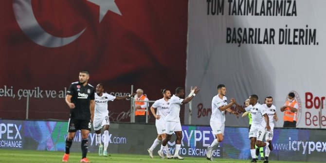 Kartal, Altay'a mağlup