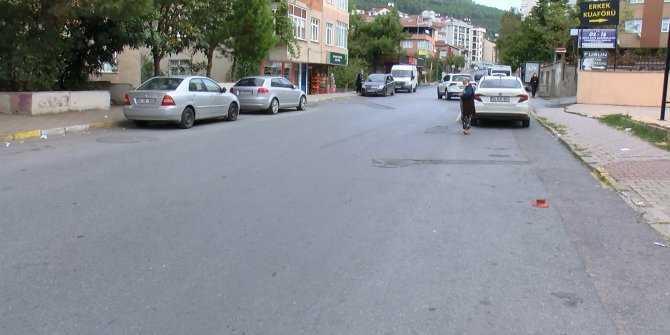 Dur ihtarına uymadığı polislerin araçlarına çarpıp kaçtı