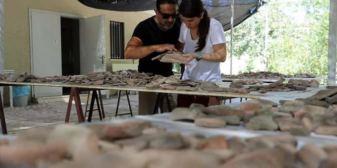 Öğrenciyken adım attıkları höyükte başkent 'Alalah'ı gün yüzüne çıkarıyorlar