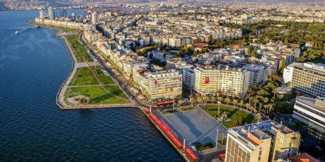 İzmir'de 85 adet kamu lojmanı satışa sunuldu