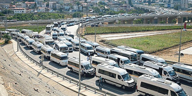 İzmir'de 'S' plaka ihalesi