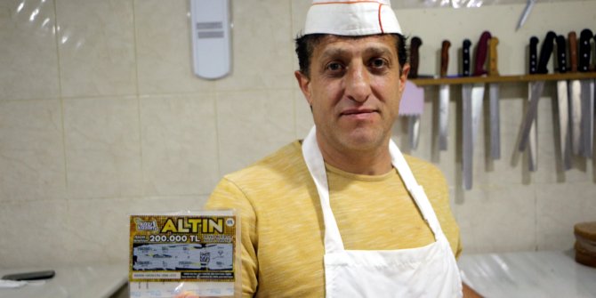 200 bin TL'yi çöpe attı. Oğlu kurtardı!