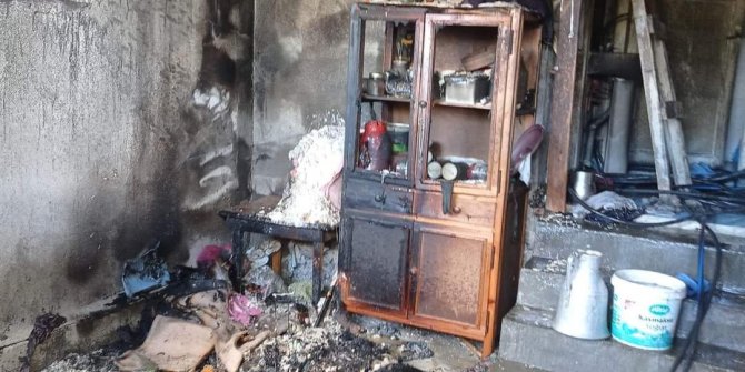 Evi yanan alheizmer hastası kadın ölümden döndü