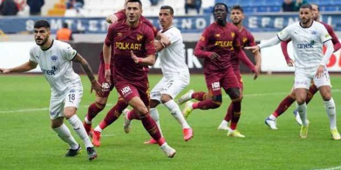 Göztepe 4 hafta sonra galibiyetle tanıştı