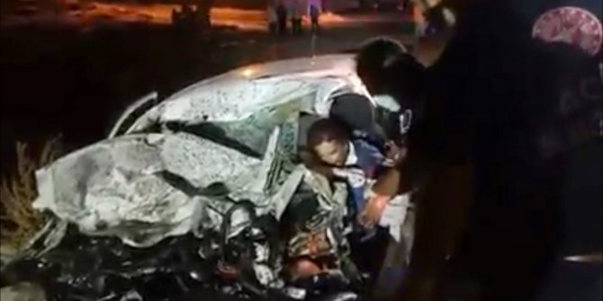 Gaziantep'te otomobil ile tanker çarpıştı: 1 ölü, 2 yaralı