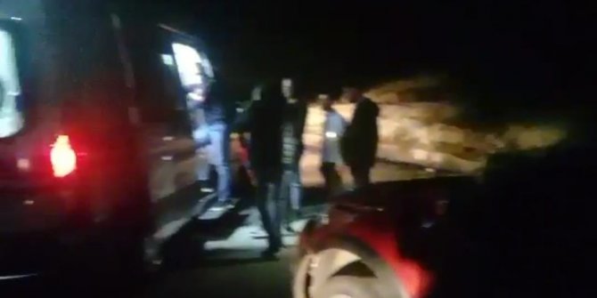 Virajı alamayan otomobil takla attı: 3 yaralı