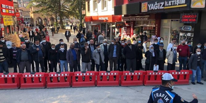 Film seyreder gibi kazayı izlediler