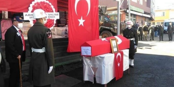 Şehit er Enes Yıldız Ardahan’da son yolculuğuna uğurlandı