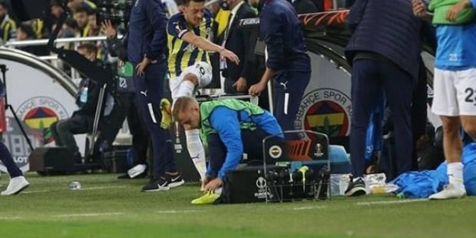 Mesut Özil açıkladı! O hareketi neden yaptı?