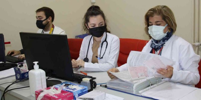 Türkiye’nin ilk Covid-19 Takip Merkezi’ne başvuran hastaların ortak şikayeti ‘nefes darlığı’