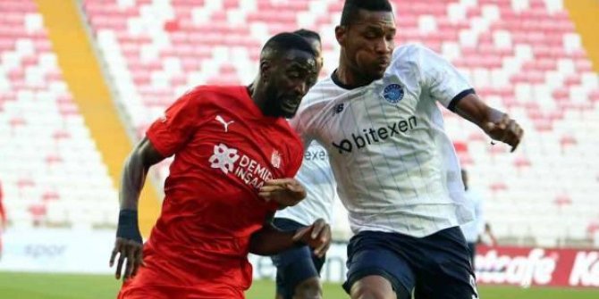 Adana Demirspor, Sivas'ta bir puanı 90+7'de kurtardı