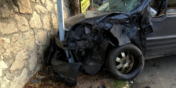 Çatalca'daki trafik kazasında 3 kişi yaralandı
