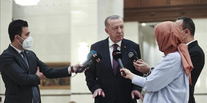 Erdogan o 19 godina vladavine AK Partije u Turskoj: Utrka da što bolje služimo naciji traje i danas