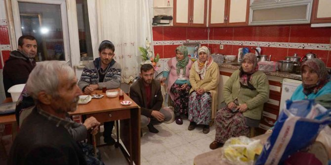 Son 1 haftada evleri 5 kez yandı, diken üstünde yaşıyorlar