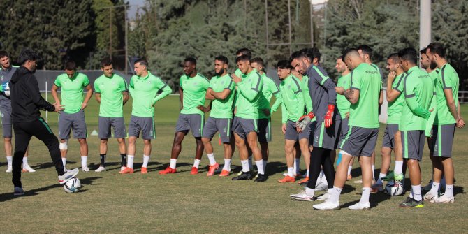 Konyaspor, İzmir'de çalıştı