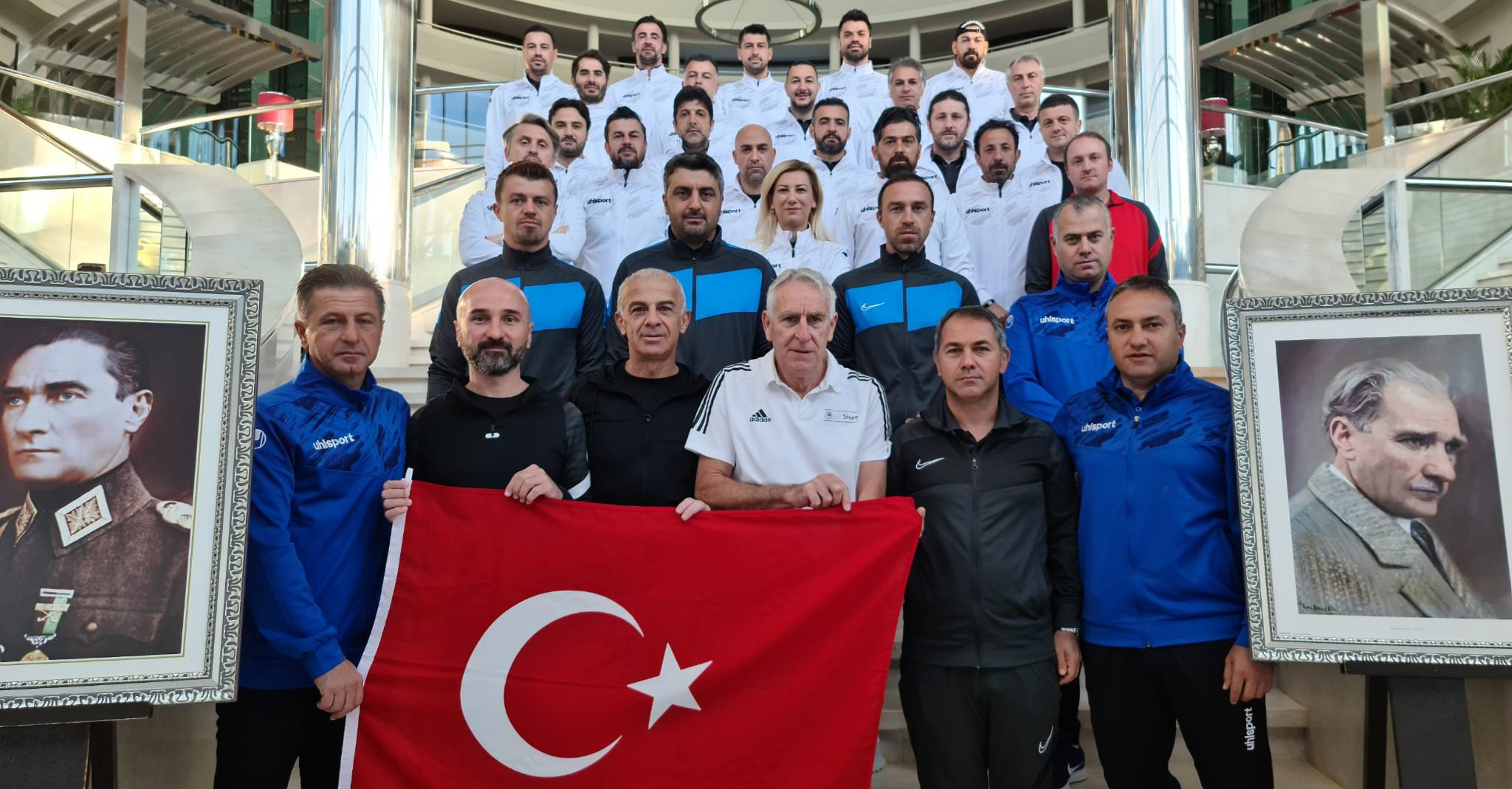 Konyaspor teknik direktörü İlhan Palut, Pro Lisans kursunda