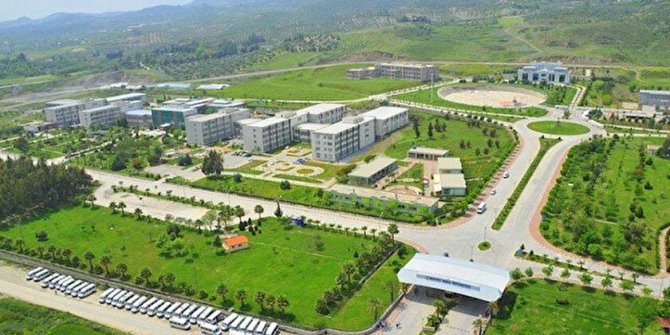 Üniversite içerisindeki ticari alanlar kiraya verilecek