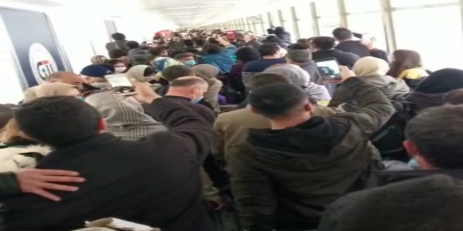 Sınır Kapısı'nda 'Muhteşem Cuma' yoğunluğu