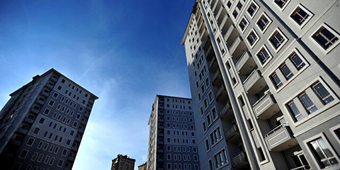 Bitlis'te kamu lojmanları satışa sunuldu