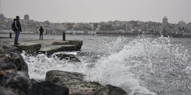 Istanbul: Usljed vremenskih neprilika smrtno stradale četiri osobe