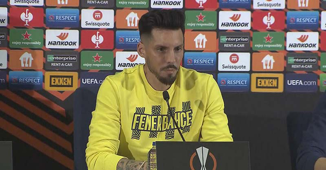 Jose Sosa: Veda etsek de bu bir Avrupa maçı!