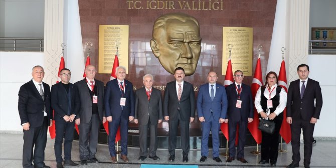 Azerbaycan Aksakallıları Birliği, Iğdır Valisi Sarıibrahim'i ziyaret etti