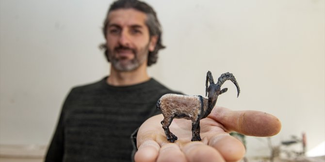 Tunceli'nin yaban hayatını yaptığı minyatürlerle tanıtıyor